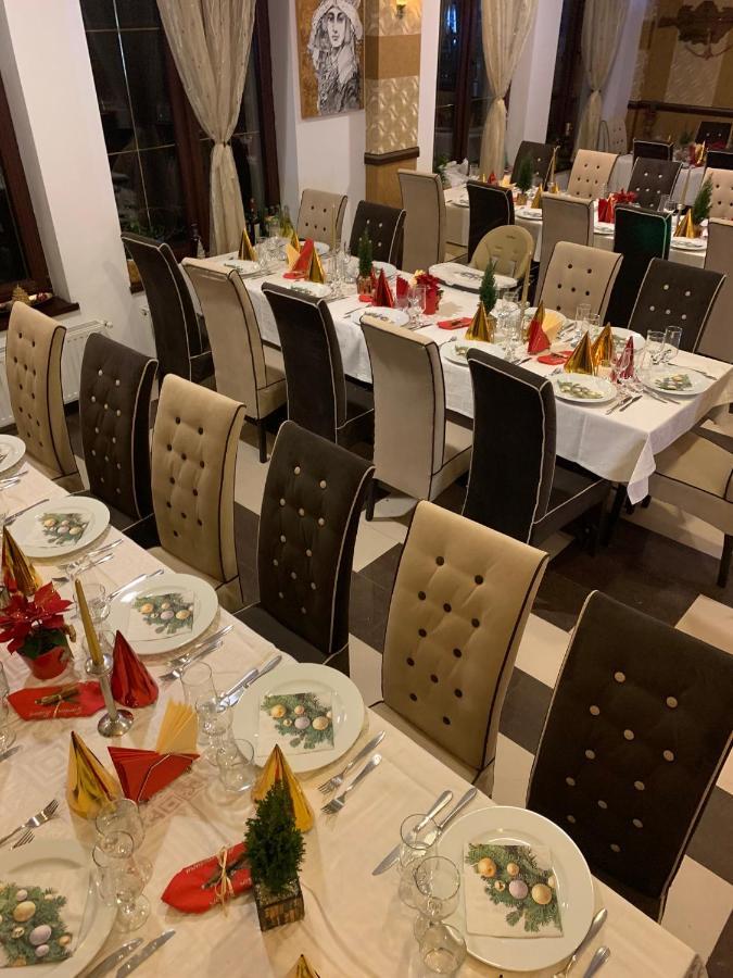 Hotel Boutique Garden Resort By Brancoveanu Моечу-де-Жос Экстерьер фото