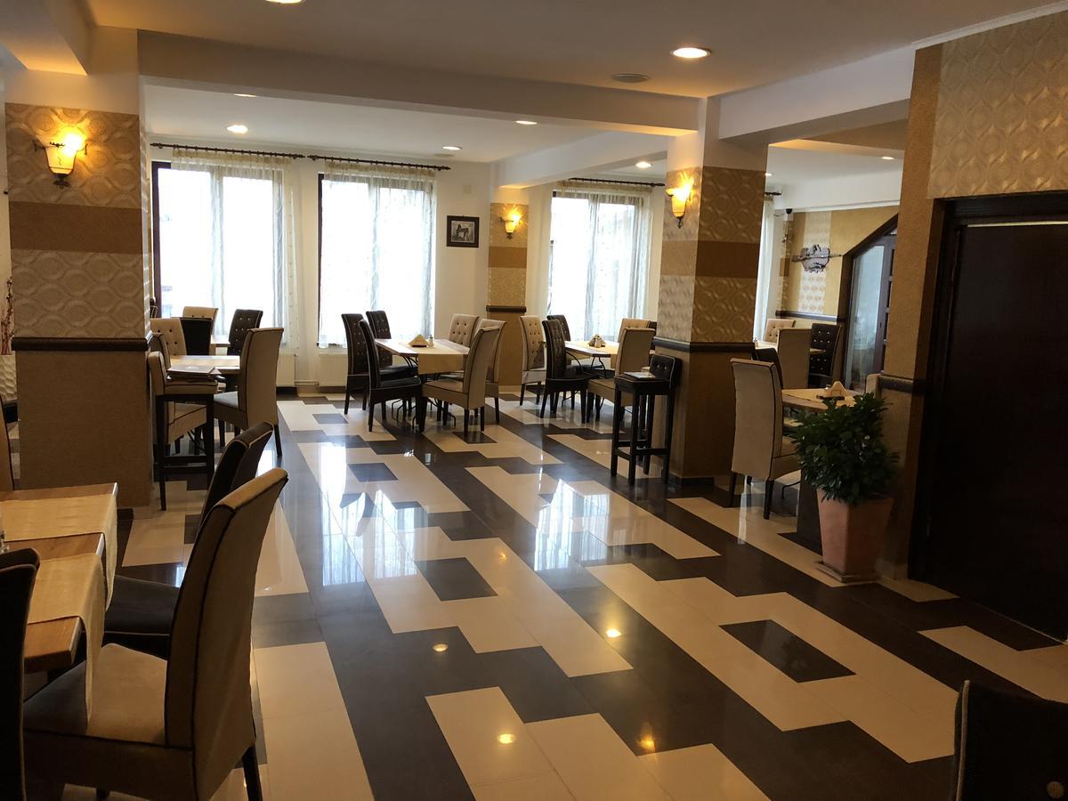 Hotel Boutique Garden Resort By Brancoveanu Моечу-де-Жос Экстерьер фото